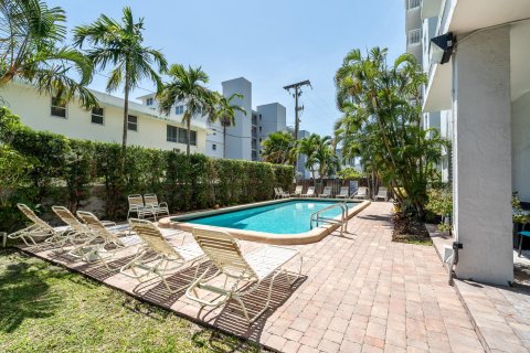 Copropriété à vendre à Fort Lauderdale, Floride: 2 chambres, 75.25 m2 № 1161889 - photo 9