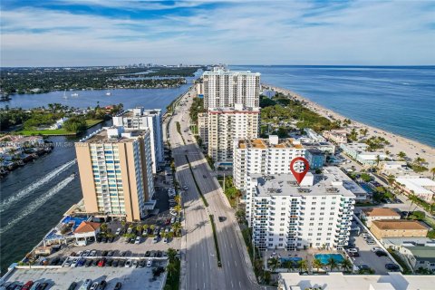 Condo in Hollywood, Florida, 2 bedrooms  № 920861 - photo 4