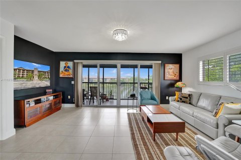 Copropriété à vendre à Pembroke Pines, Floride: 2 chambres, 142.42 m2 № 1270113 - photo 13