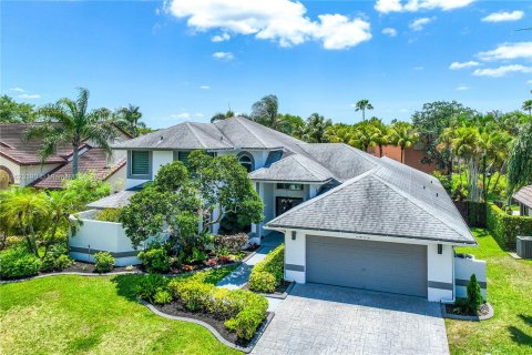 Casa en venta en Plantation, Florida, 4 dormitorios, 280.75 m2 № 1270111 - foto 1