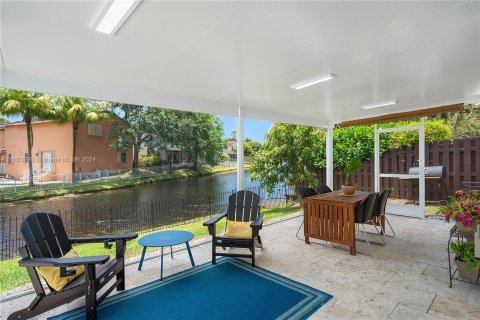 Casa en venta en Plantation, Florida, 4 dormitorios, 280.75 m2 № 1270111 - foto 14