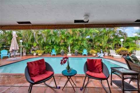 Casa en venta en Miami, Florida, 4 dormitorios, 166.48 m2 № 1375988 - foto 13