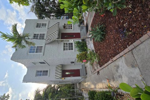 Купить коммерческую недвижимость в Лейк-Уорт, Флорида 192.49м2, № 1081348 - фото 15
