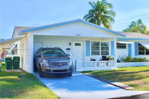 Casa en venta en Tamarac, Florida, 2 dormitorios, 133.59 m2 № 981528 - foto 1