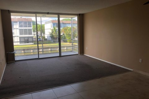 Condominio en venta en Tamarac, Florida, 2 dormitorios, 111.48 m2 № 1182241 - foto 10