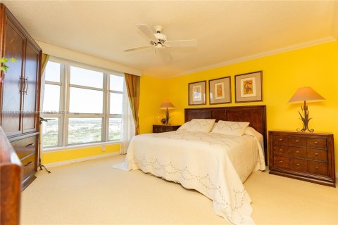 Condo in Aventura, Florida, 3 bedrooms  № 1385835 - photo 23