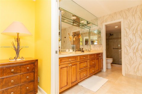 Condo in Aventura, Florida, 3 bedrooms  № 1385835 - photo 25