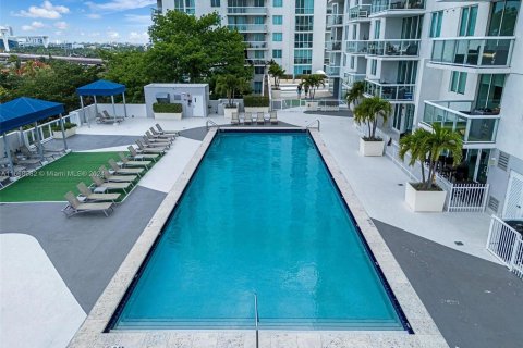 Copropriété à vendre à Miami, Floride: 2 chambres, 82.5 m2 № 1385838 - photo 23