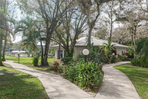 Condo in Lauderdale Lakes, Florida, 2 bedrooms  № 1216334 - photo 2