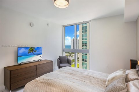 Condo in Sunny Isles Beach, Florida, 3 bedrooms  № 1270349 - photo 23