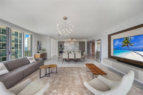 Copropriété à vendre à Sunny Isles Beach, Floride: 3 chambres, 175.77 m2 № 1270349 - photo 7