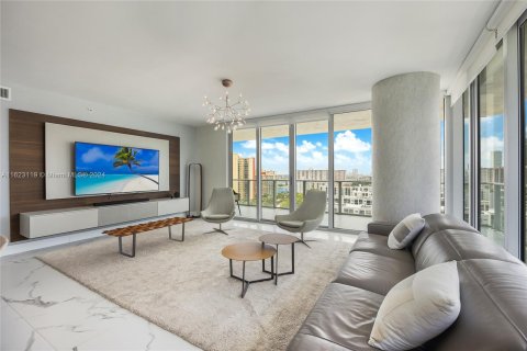 Condo in Sunny Isles Beach, Florida, 3 bedrooms  № 1270349 - photo 6