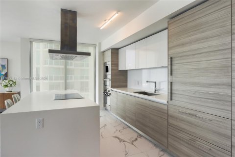 Copropriété à vendre à Sunny Isles Beach, Floride: 3 chambres, 175.77 m2 № 1270349 - photo 11