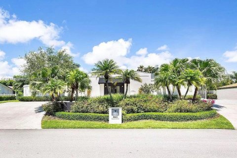 Villa ou maison à vendre à Palmetto Bay, Floride: 5 chambres, 373.37 m2 № 1270346 - photo 3