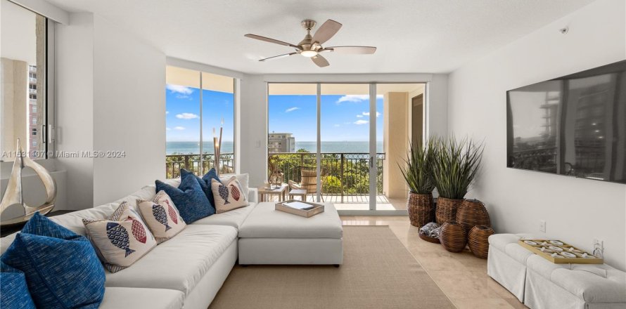 Condo in Fort Lauderdale, Florida, 3 bedrooms  № 1013827