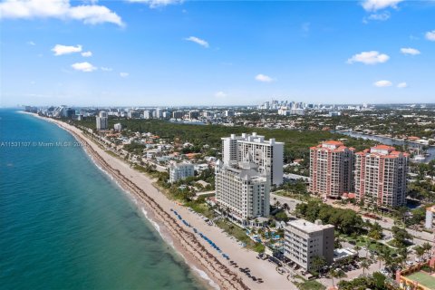 Condo in Fort Lauderdale, Florida, 3 bedrooms  № 1013827 - photo 22