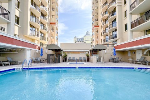 Condo in Fort Lauderdale, Florida, 3 bedrooms  № 1013827 - photo 26