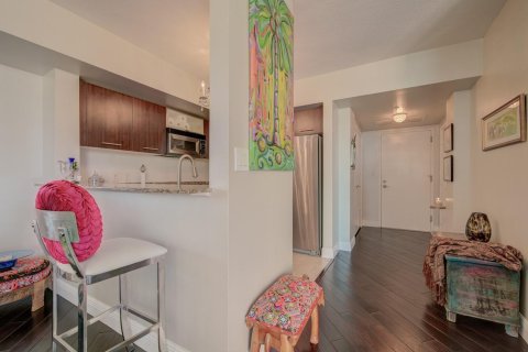 Appartement à vendre à Miami, Floride: 2 chambres, 107 m2 № 55761 - photo 1