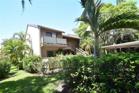 Condo in Sarasota, Florida, 1 bedroom  № 217592 - photo 1