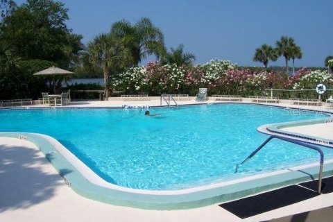 Condominio en alquiler en Sarasota, Florida, 1 dormitorio, 77.02 m2 № 217592 - foto 14