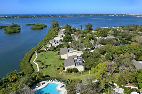 Condo in Sarasota, Florida, 1 bedroom  № 217592 - photo 20