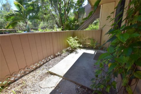 Condo in Sarasota, Florida, 1 bedroom  № 217592 - photo 4