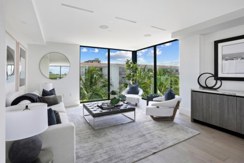 Casa en venta en Delray Beach, Florida, 4 dormitorios, 404.78 m2 № 427810 - foto 1