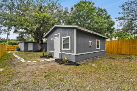 Commercial property in Bradenton, Florida 3 bedrooms, 132.29 sq.m. № 1382176 - photo 16