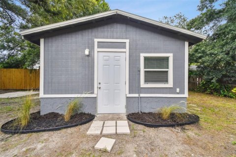 Commercial property in Bradenton, Florida 3 bedrooms, 132.29 sq.m. № 1382176 - photo 15