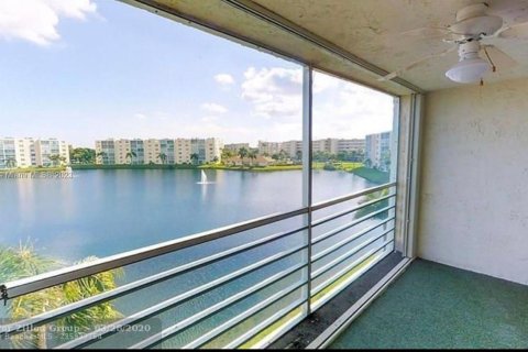Condominio en venta en Dania Beach, Florida, 2 dormitorios, 110.55 m2 № 636123 - foto 4