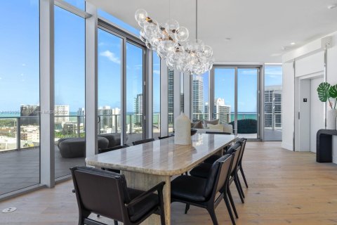 Condo in Miami Beach, Florida, 3 bedrooms  № 183113 - photo 9