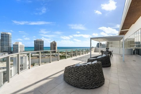 Condo in Miami Beach, Florida, 3 bedrooms  № 183113 - photo 8