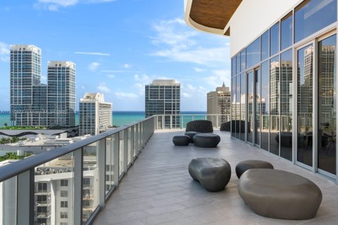 Condominio en venta en Miami Beach, Florida, 3 dormitorios, 211.63 m2 № 183113 - foto 22