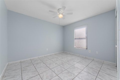 House in Kissimmee, Florida 3 bedrooms, 146.6 sq.m. № 1373631 - photo 7