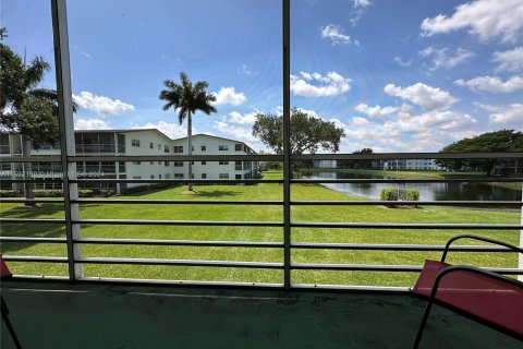 Condo in Boca Raton, Florida, 1 bedroom  № 1183933 - photo 10