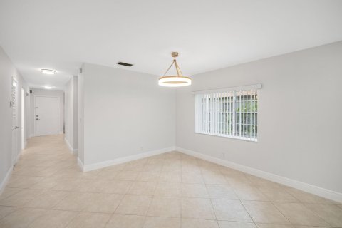 Copropriété à vendre à Delray Beach, Floride: 2 chambres, 128.3 m2 № 1222556 - photo 12