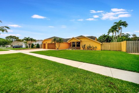 House in Sunrise, Florida 3 bedrooms, 197.79 sq.m. № 1093691 - photo 7