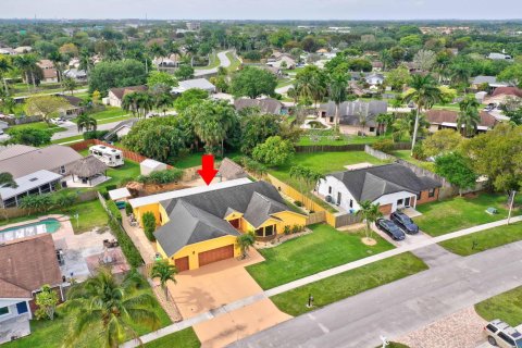Villa ou maison à vendre à Sunrise, Floride: 3 chambres, 197.79 m2 № 1093691 - photo 5