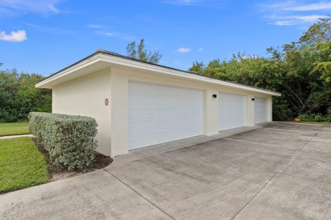 Condominio en venta en Hutchinson Island South, Florida, 3 dormitorios, 261.71 m2 № 888063 - foto 26