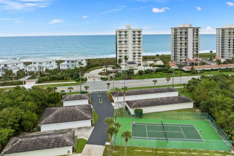 Condominio en venta en Hutchinson Island South, Florida, 3 dormitorios, 261.71 m2 № 888063 - foto 24