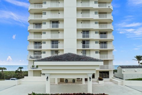 Copropriété à vendre à Hutchinson Island South, Floride: 3 chambres, 261.71 m2 № 888063 - photo 23