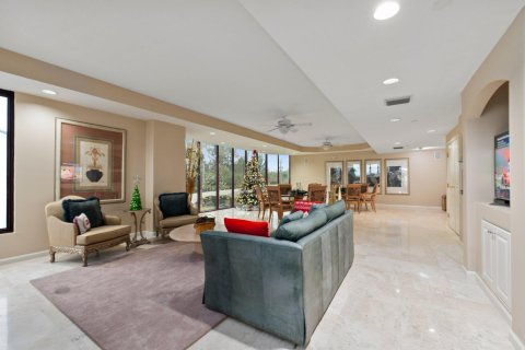 Condo in Hutchinson Island South, Florida, 3 bedrooms  № 888063 - photo 21