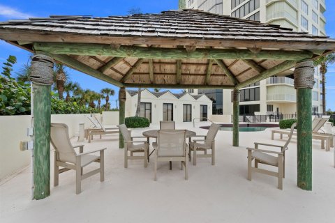 Copropriété à vendre à Hutchinson Island South, Floride: 3 chambres, 261.71 m2 № 888063 - photo 14