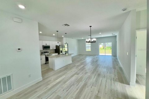 Casa en venta en Ocala, Florida, 4 dormitorios, 163.97 m2 № 1335277 - foto 8