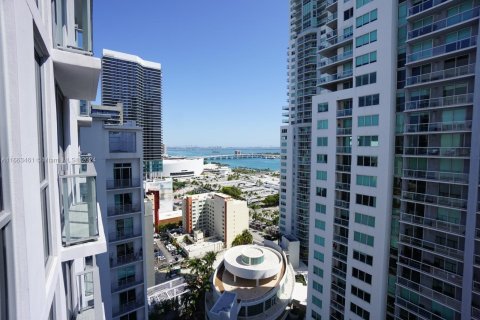 Copropriété à vendre à Miami, Floride: 41.43 m2 № 1372905 - photo 5