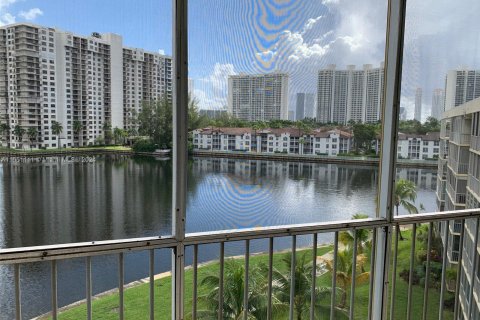 Copropriété à vendre à Aventura, Floride: 1 chambre, 70.88 m2 № 1333163 - photo 21