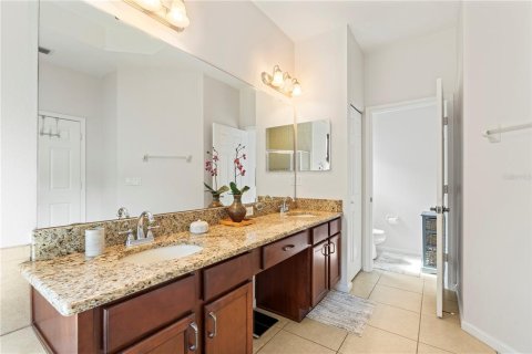 Villa ou maison à vendre à Kissimmee, Floride: 4 chambres, 246.47 m2 № 1300737 - photo 25