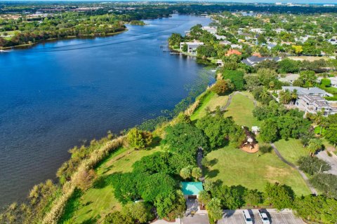 Villa ou maison à vendre à Delray Beach, Floride: 5 chambres, 424.19 m2 № 850090 - photo 3