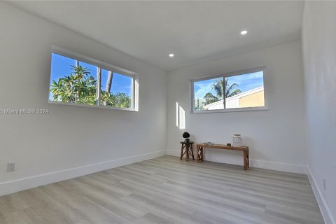 Casa en venta en North Miami Beach, Florida, 3 dormitorios, 101.73 m2 № 1412262 - foto 23