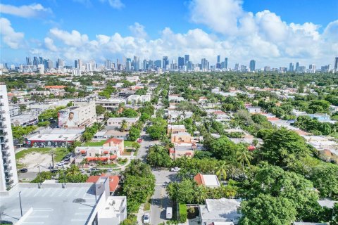 Propiedad comercial en venta en Miami, Florida, 280.94 m2 № 866052 - foto 21